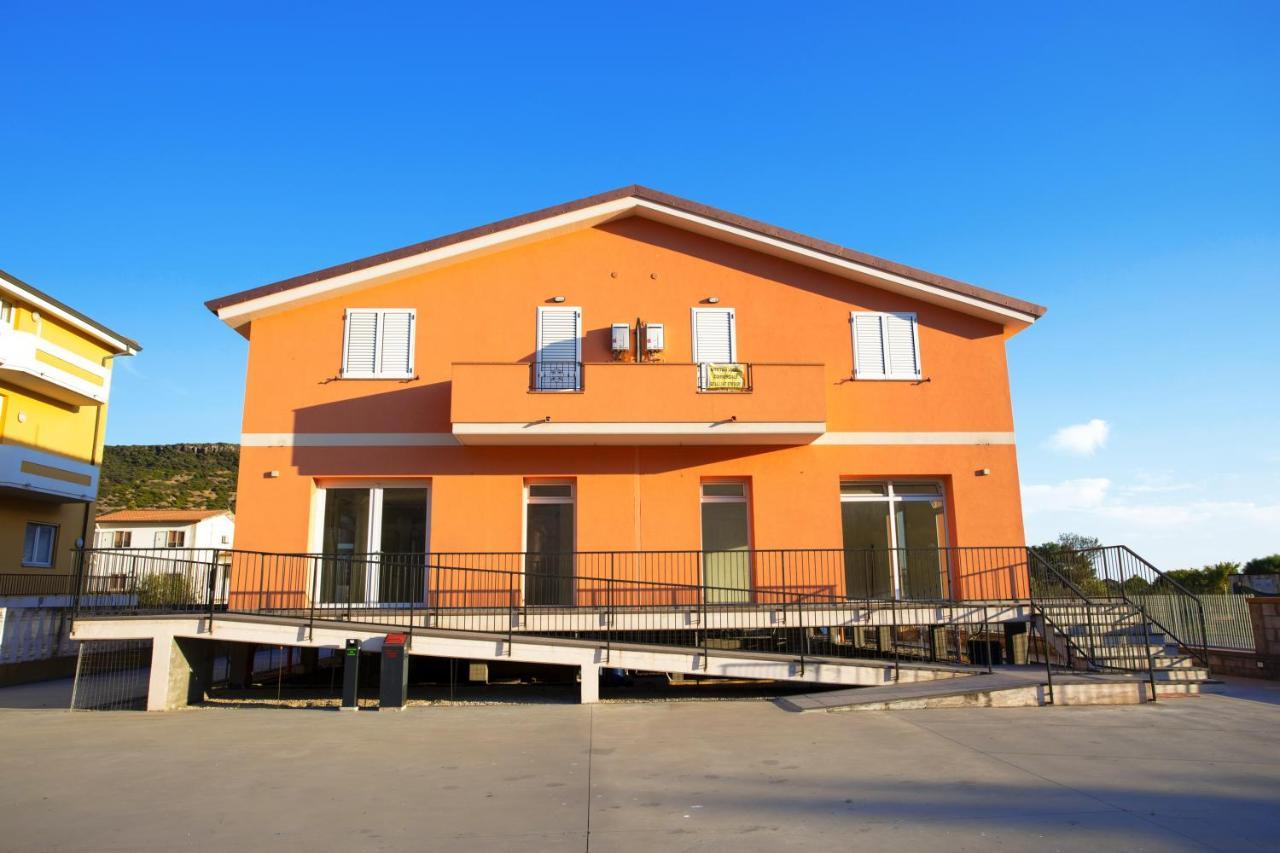 Le Orchidee Hotel Bosa Exterior photo